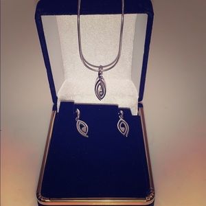 Diamond and silver necklace earring set 💎💎💎